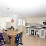 Solferie Holiday Home - Bordalssvingen